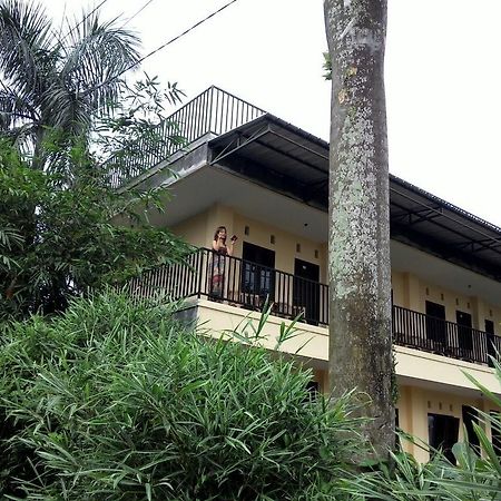 Hotel Cemerlang Baturraden Chambre photo