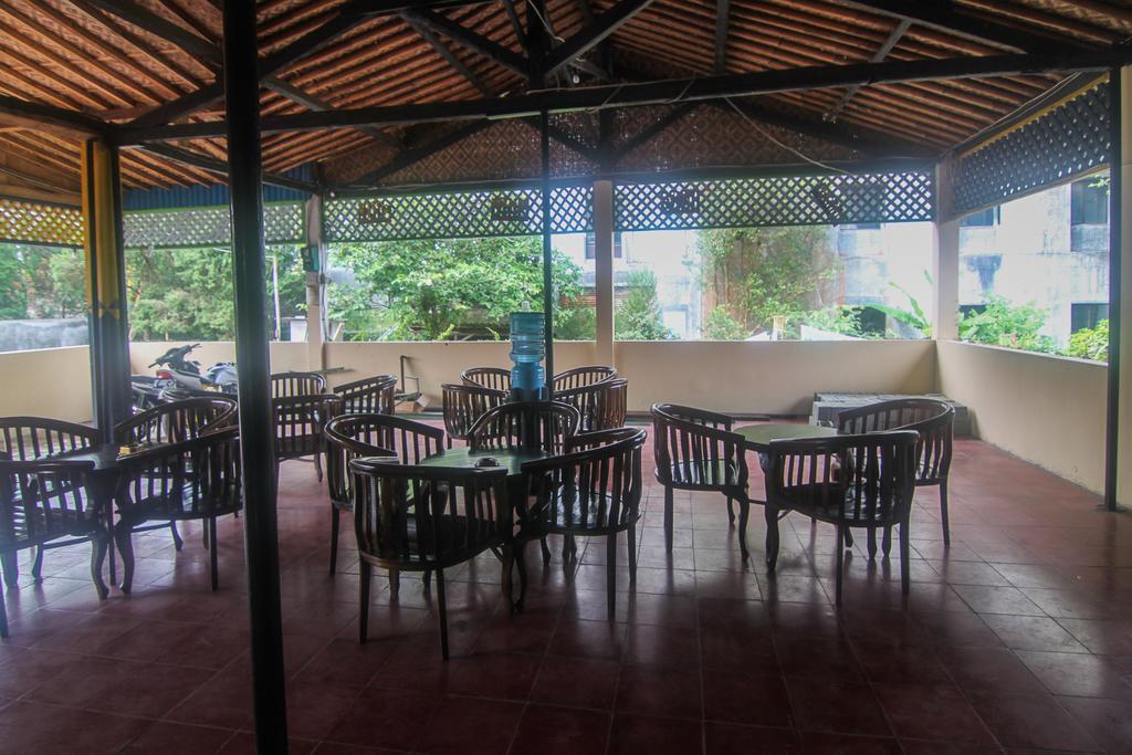 Hotel Cemerlang Baturraden Extérieur photo