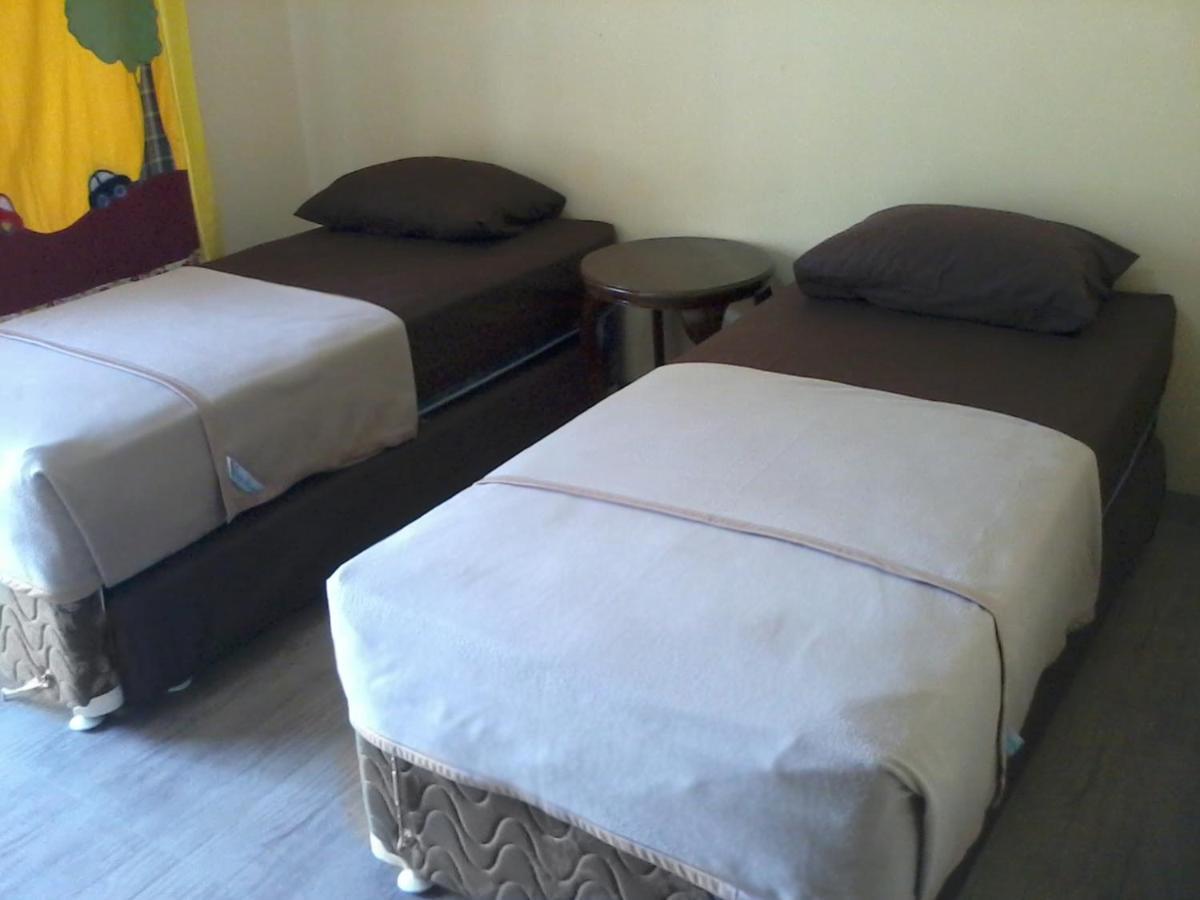 Hotel Cemerlang Baturraden Chambre photo